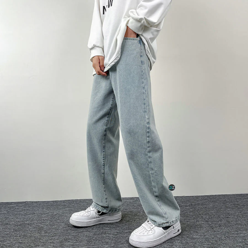 Beautiful wide leg men's baggy jeans